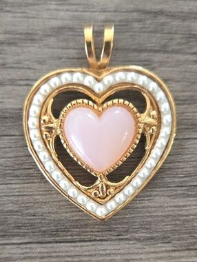 Vintage Avon Gold Tone Pink Heart And Faux Pearl Pendant